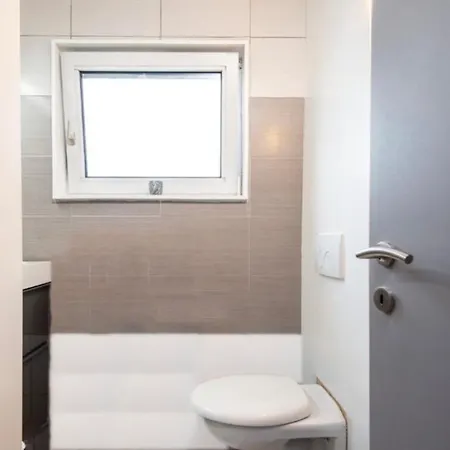 Bruges By The Apartamento